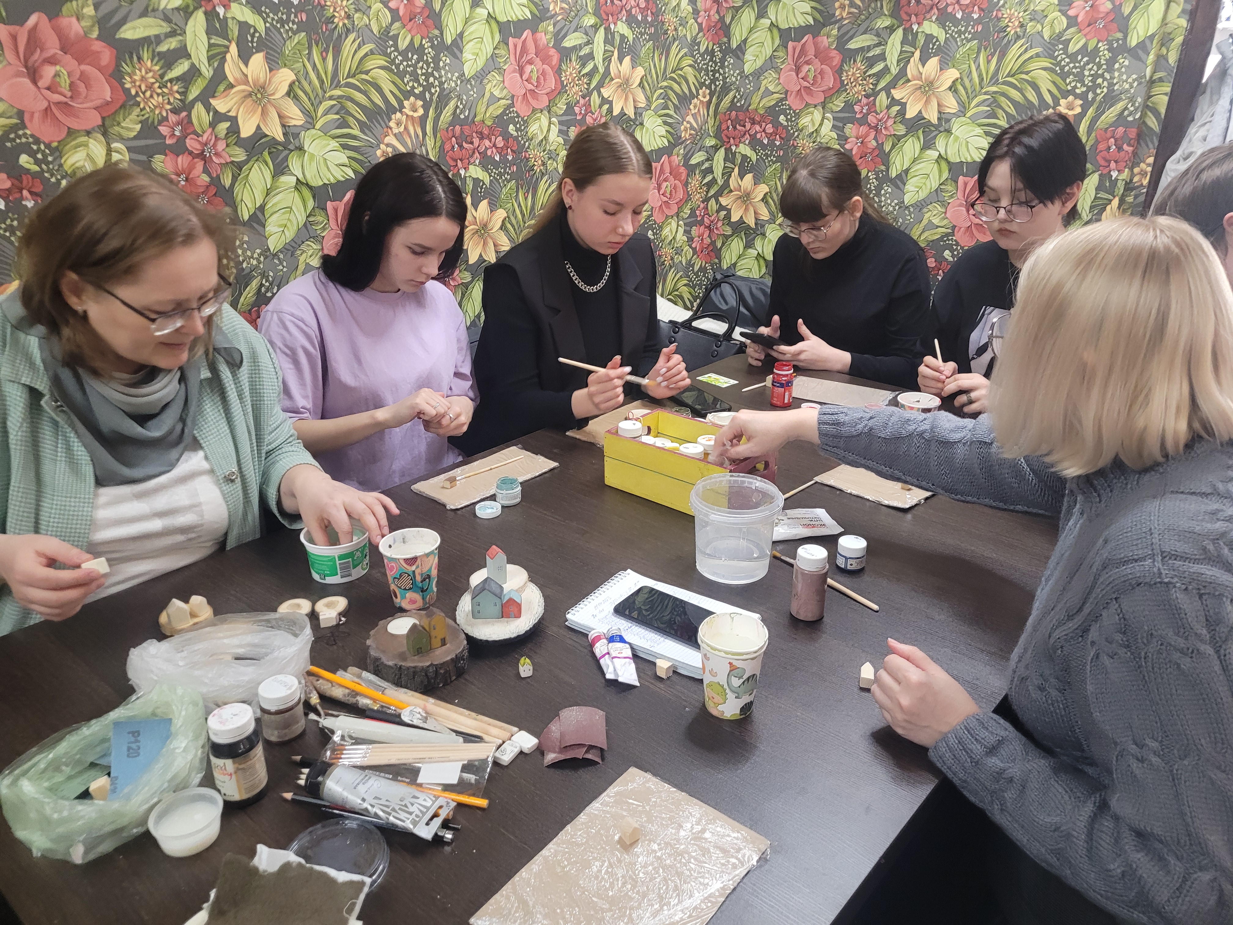 Киров: сказочные домики